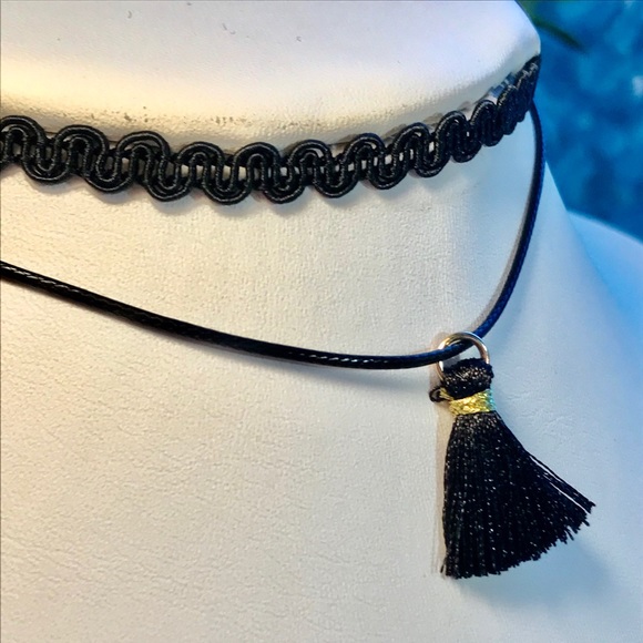 Girls Choker Necklace - Picture 3 of 5